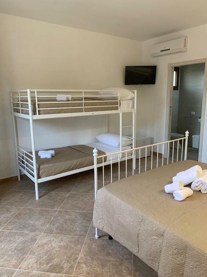 Le Tre Colonne Bed & Breakfast Melendugno Dış mekan fotoğraf