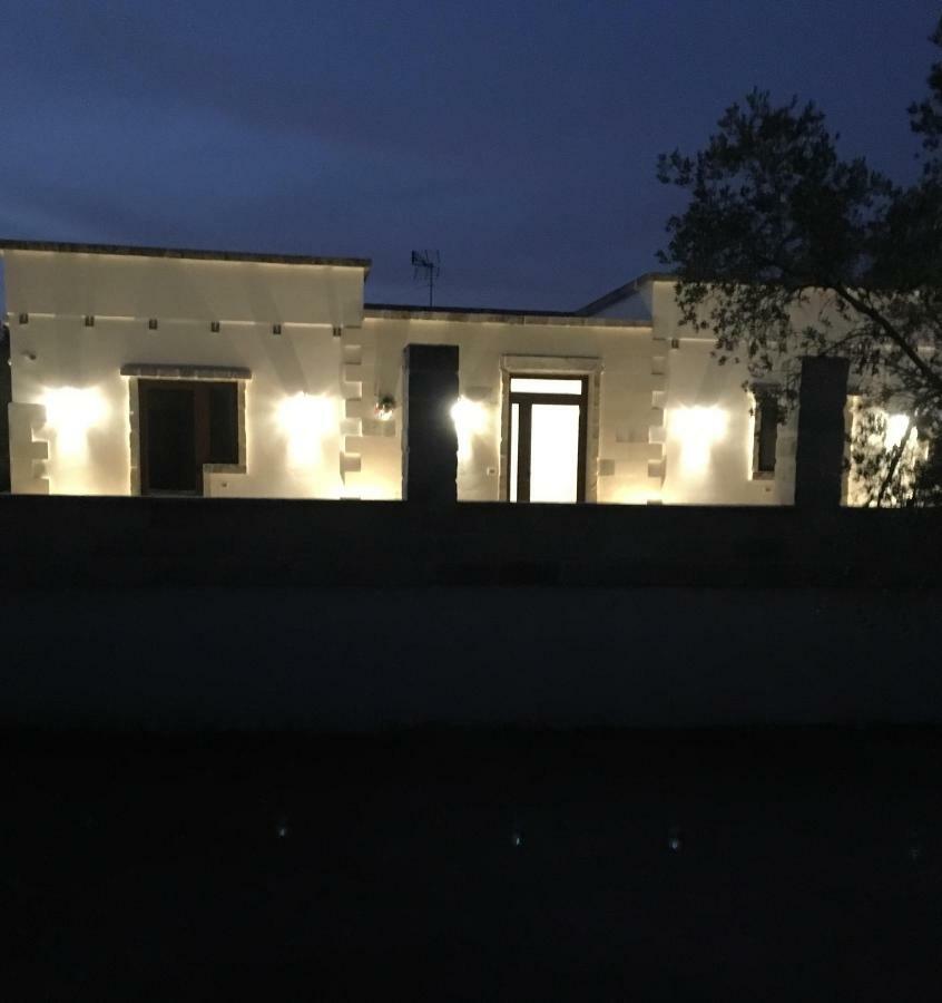Le Tre Colonne Bed & Breakfast Melendugno Dış mekan fotoğraf