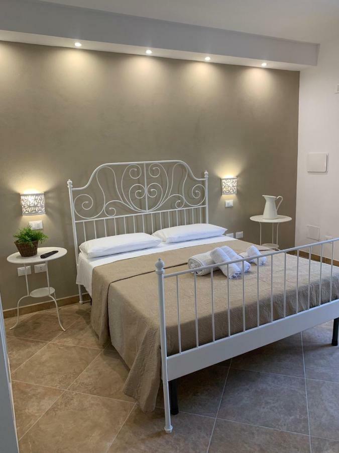 Le Tre Colonne Bed & Breakfast Melendugno Dış mekan fotoğraf