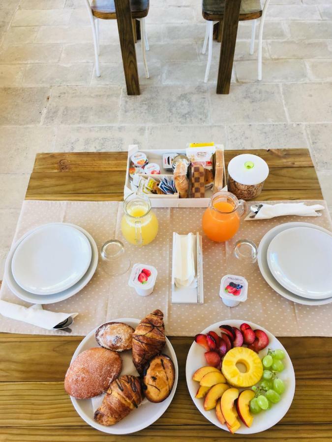 Le Tre Colonne Bed & Breakfast Melendugno Dış mekan fotoğraf