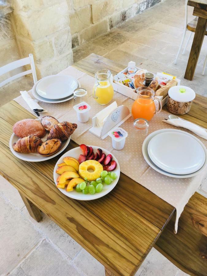 Le Tre Colonne Bed & Breakfast Melendugno Dış mekan fotoğraf